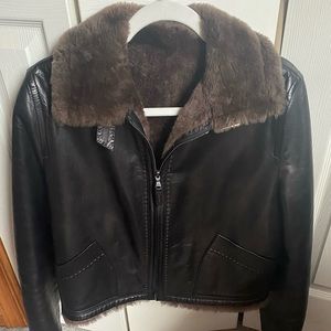 GORGEOUS top grain Italian leather jacket with side pockets. Pristine condition.